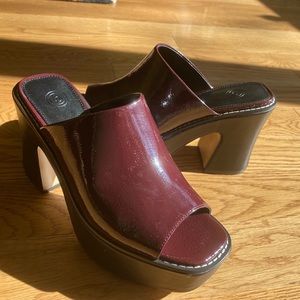Purple Platform sandals UO